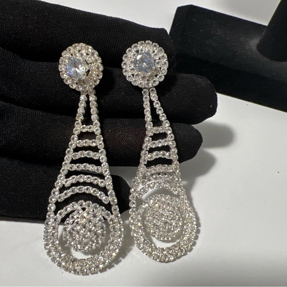 Silver Tone Crystal Drop Earrings Teardrop Statement Bridal Evening Jewelry - Picture 4 of 11